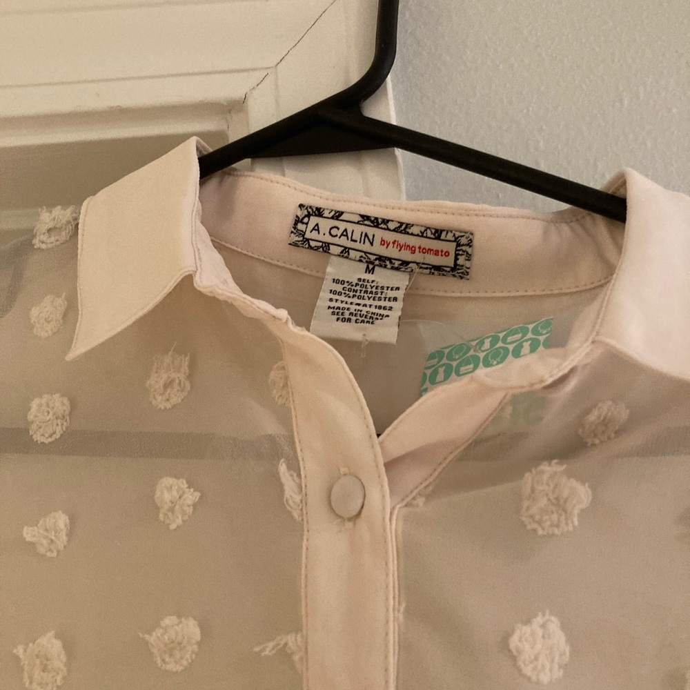 Flying Tomatoe ivory blouse NWT size medium - Picture 3 of 4